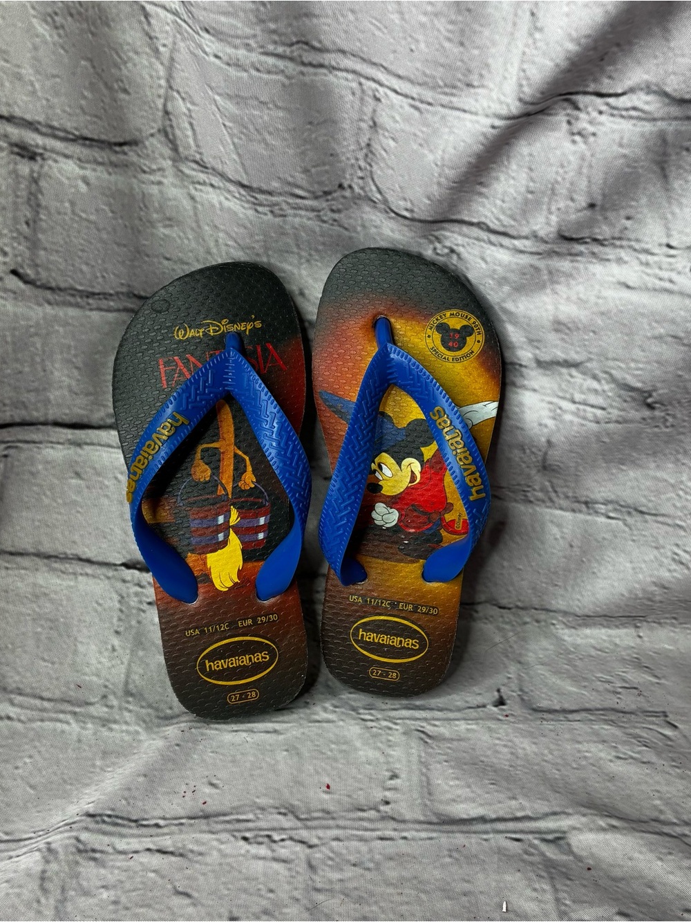 Havaianas Disney Fantasia Mickey Mouse Flip Flops Thong Sandals Kids Size 11/12C